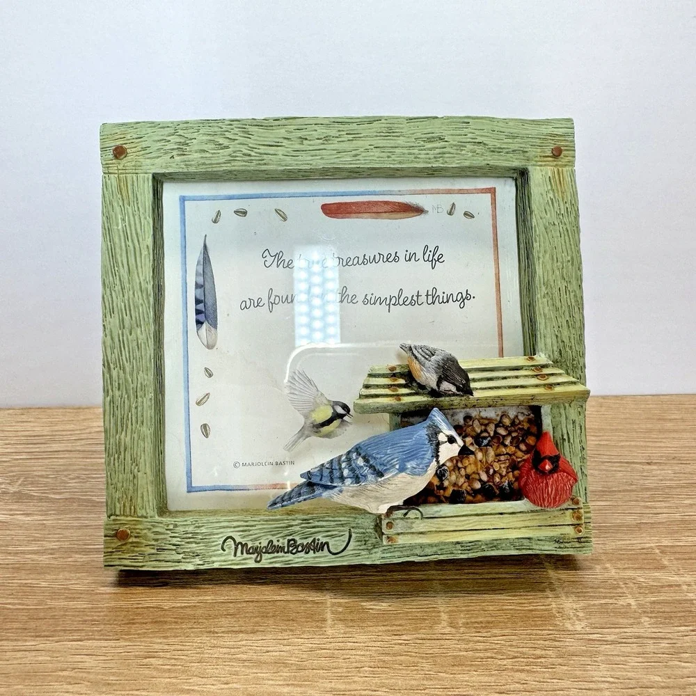 Hallmark Marjolein Bastin Bird Feeder Picture Frame Blue Jay Cardinal Nature